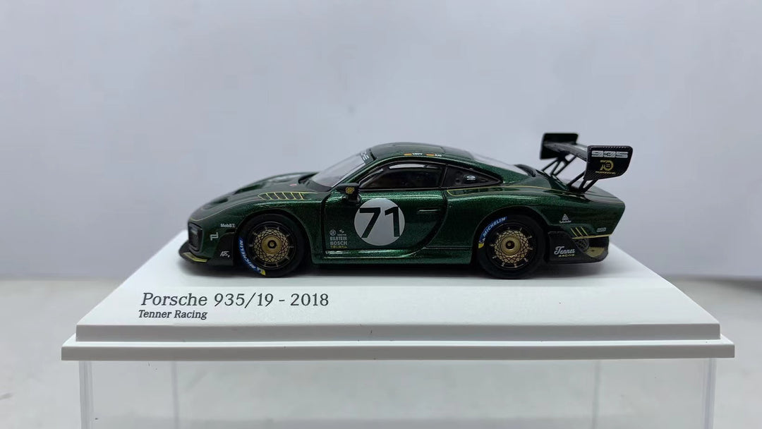 MINICHAMPS 1:64 Porsche 935/19 (2020) JÄGERMEISTER 643061105