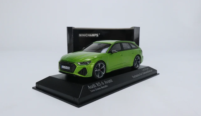 [Backorder] MINICHAMPS 1:43 Audi RS6 Avant Java Green
