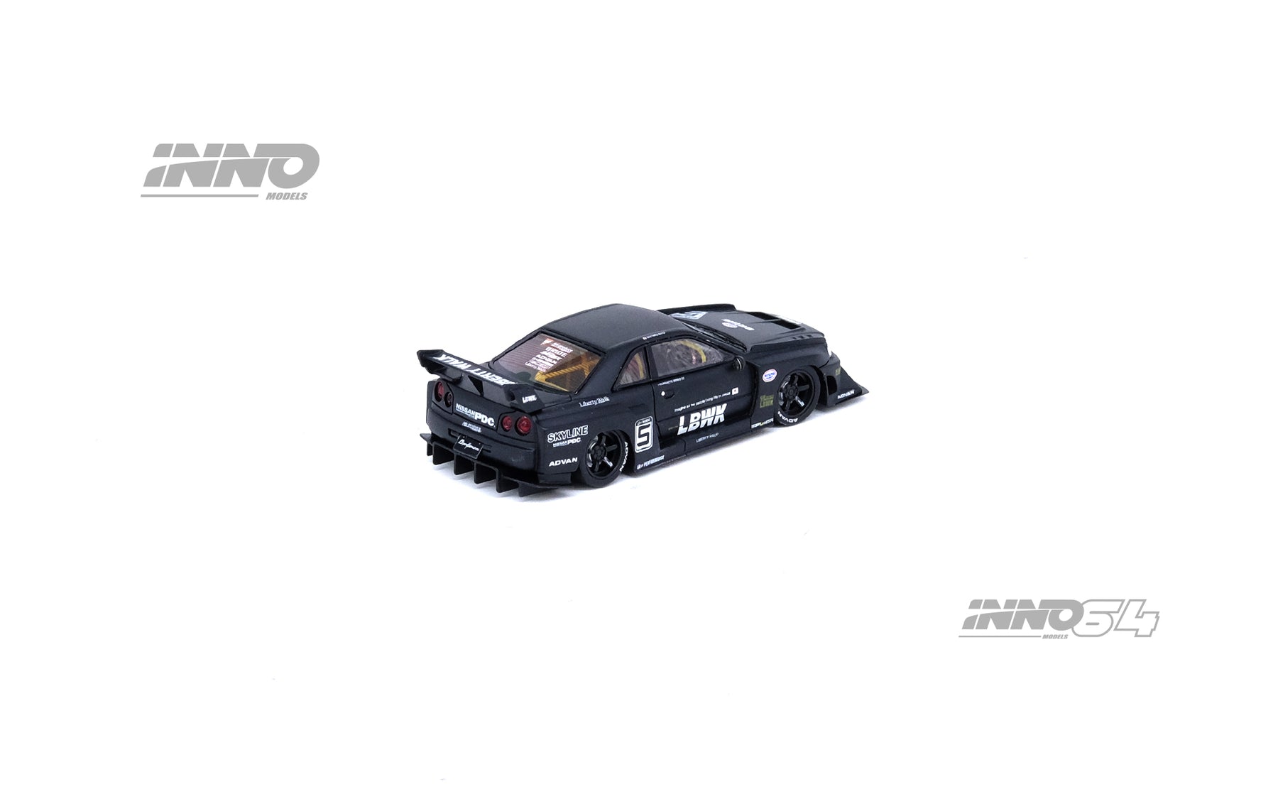 Inno64 1:64 Nissan Skyline 