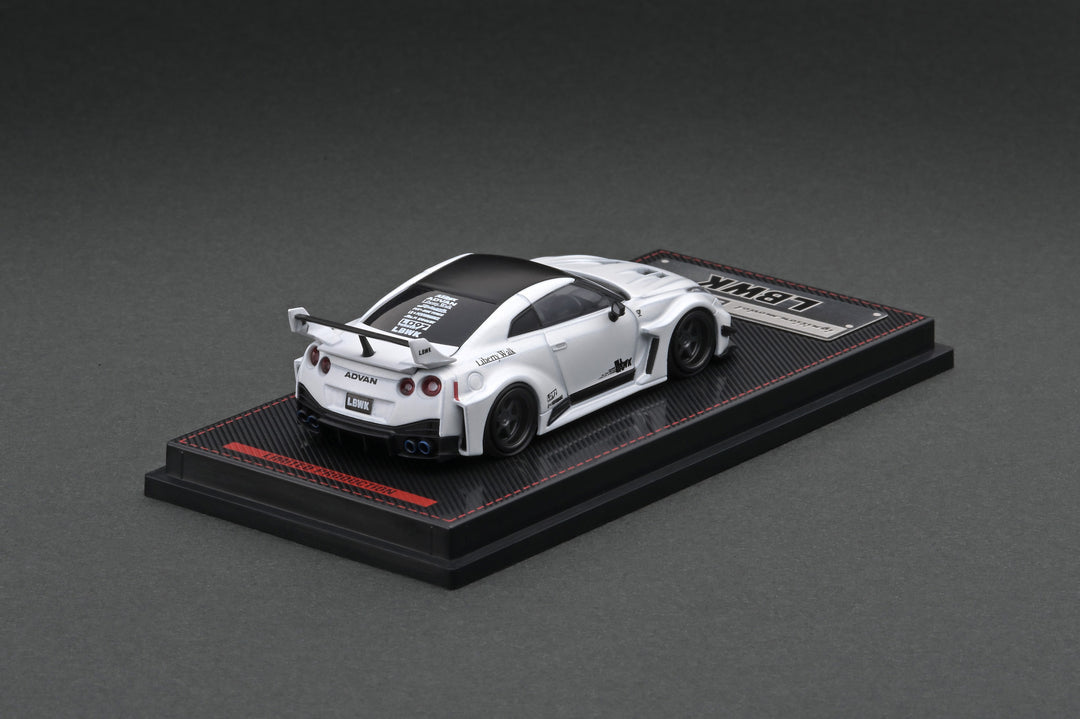 [Preorder] Ignition Model 1:64 LB-Silhouette WORKS GT Nissan 35GTRR Matte Pearl White