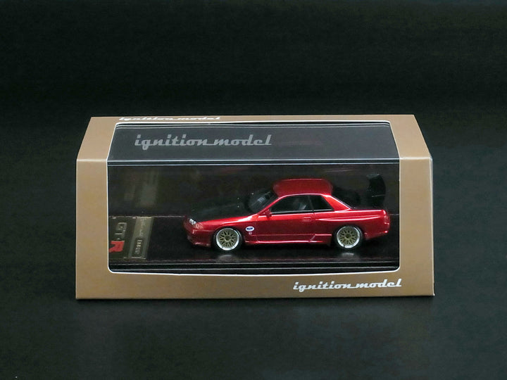 Ignition Model 1:64 Nissan Skyline GT-R Nismo (R32) Red Metallic IG2690 Side and Box