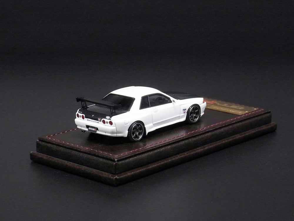 Ignition Model 1:64 Nissan Skyline GT-R Nismo (R32) White IG2691 Rear