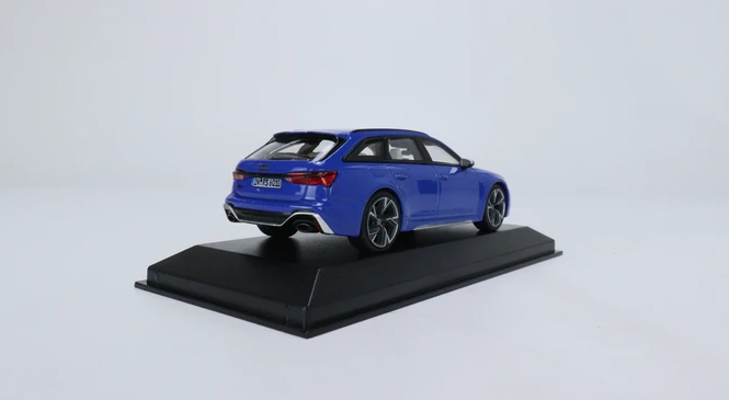 [Backorder] MINICHAMPS 1:43 Audi RS6 Avant Nogaro Blue