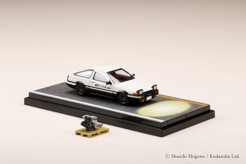 Hobby Japan 1:64 Toyota Sprinter Trueno GT APEX (AE86) Lights On