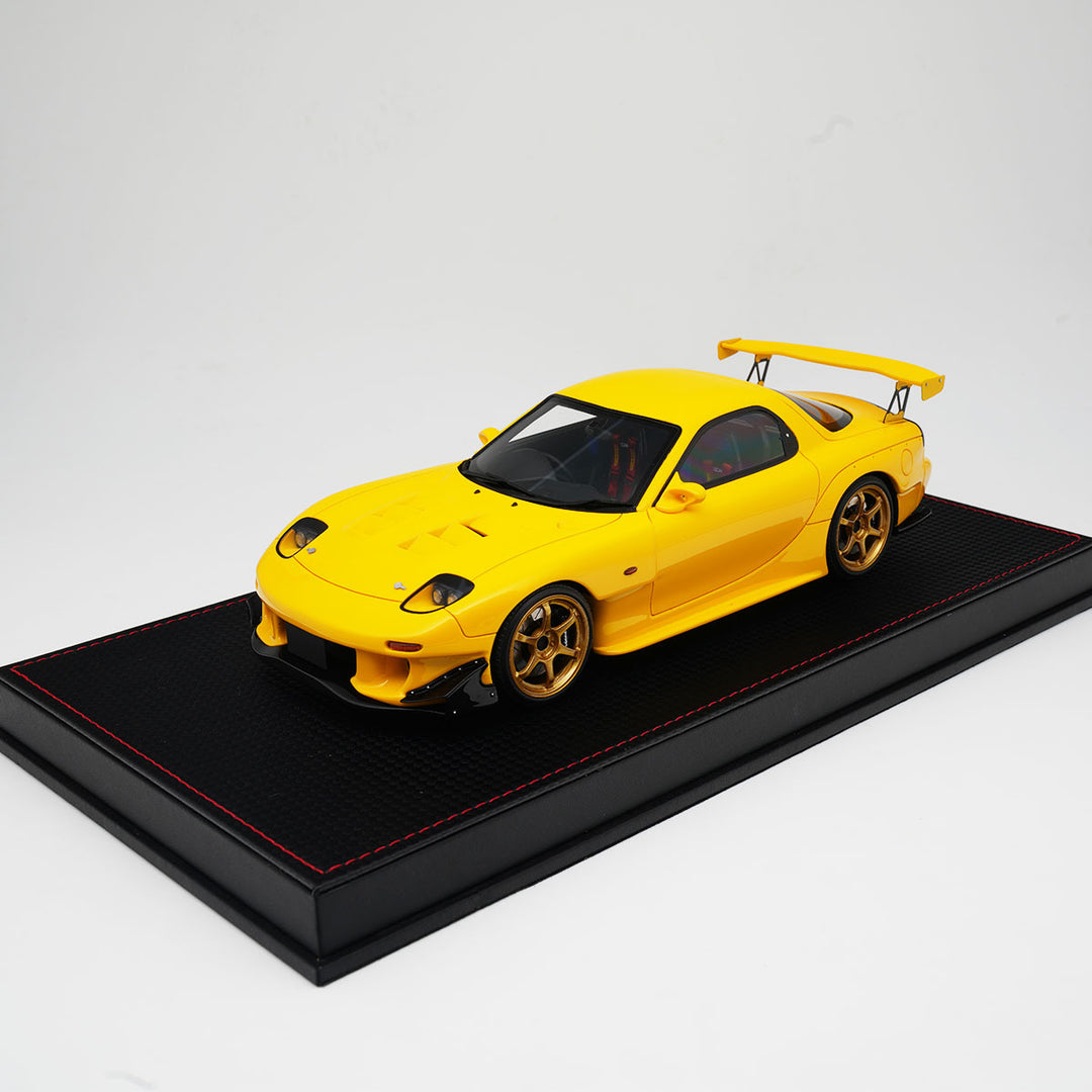 [Backorder] Polar Master 1:18 Mazda RX-7 Yellow (2 Variants) with/without Carbon bonnet