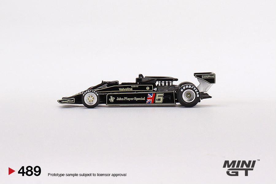 Mini GT 1:64 Lotus 78 #5 1977 Presentation MGT00489 Side