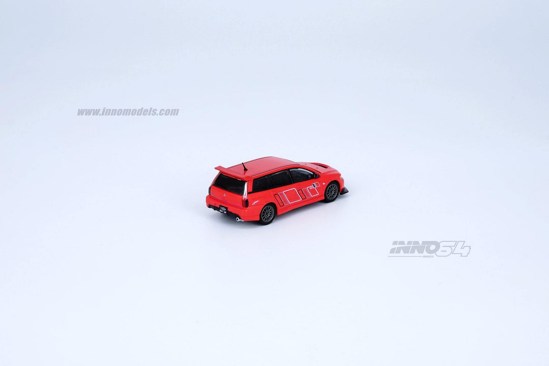 Inno64 1:64 Mitsubishi Lancer Evolution IX Wagon 2005 Ralliart Red Rear