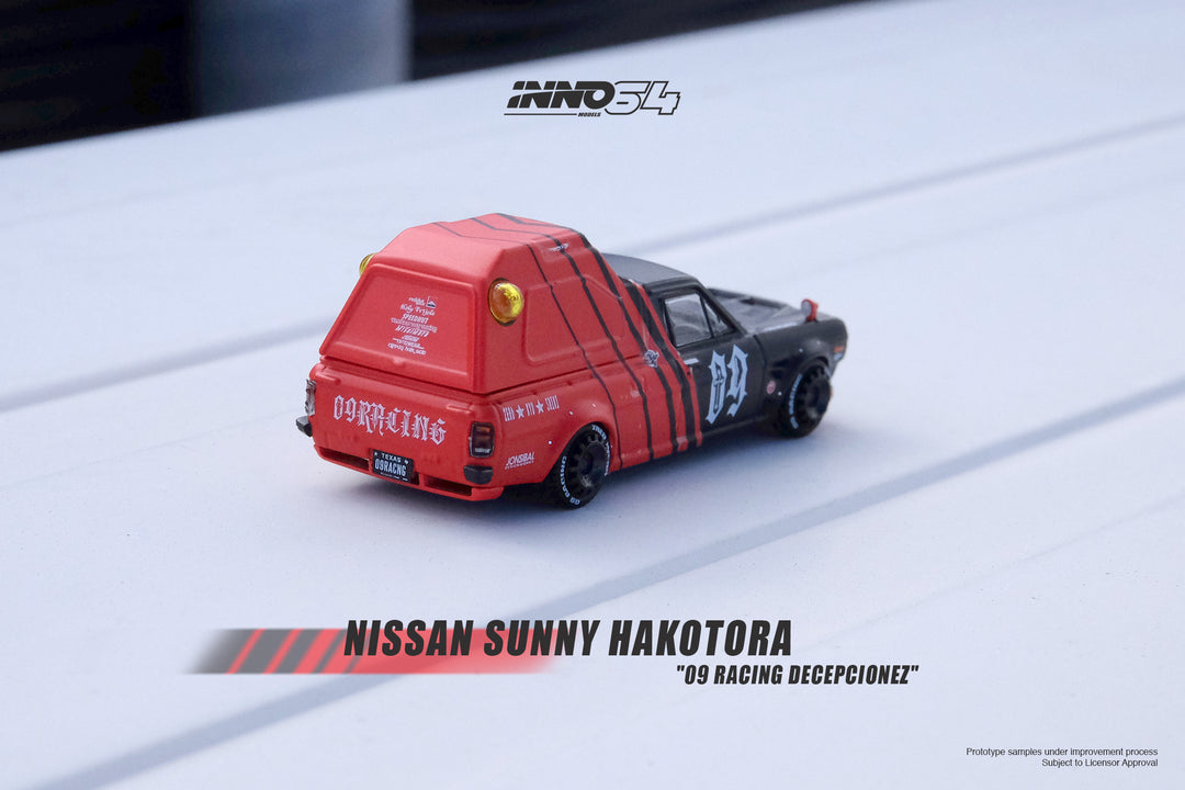 Inno64 1:64 Nissan Sunny Hakotora "09 RACING" DECEPCIONEZ