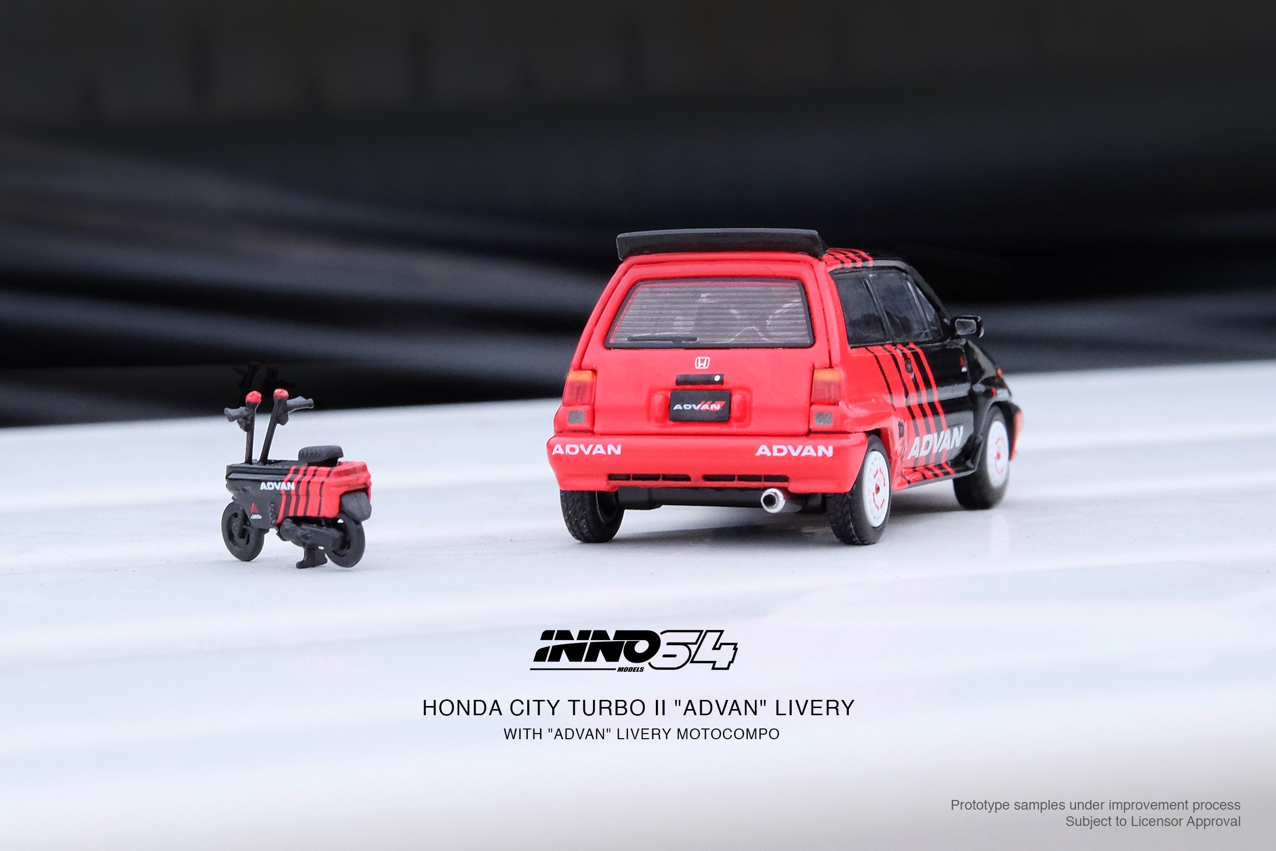 ADVAN CITY TURBO & ADVAN積載車1/64 2台セット Inno64 1:64 Honda City Turbo II 