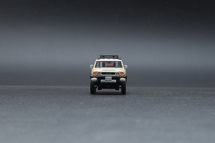 BM Creation 1:64 Toyota 2015 FJ Cruiser Ivory LHD