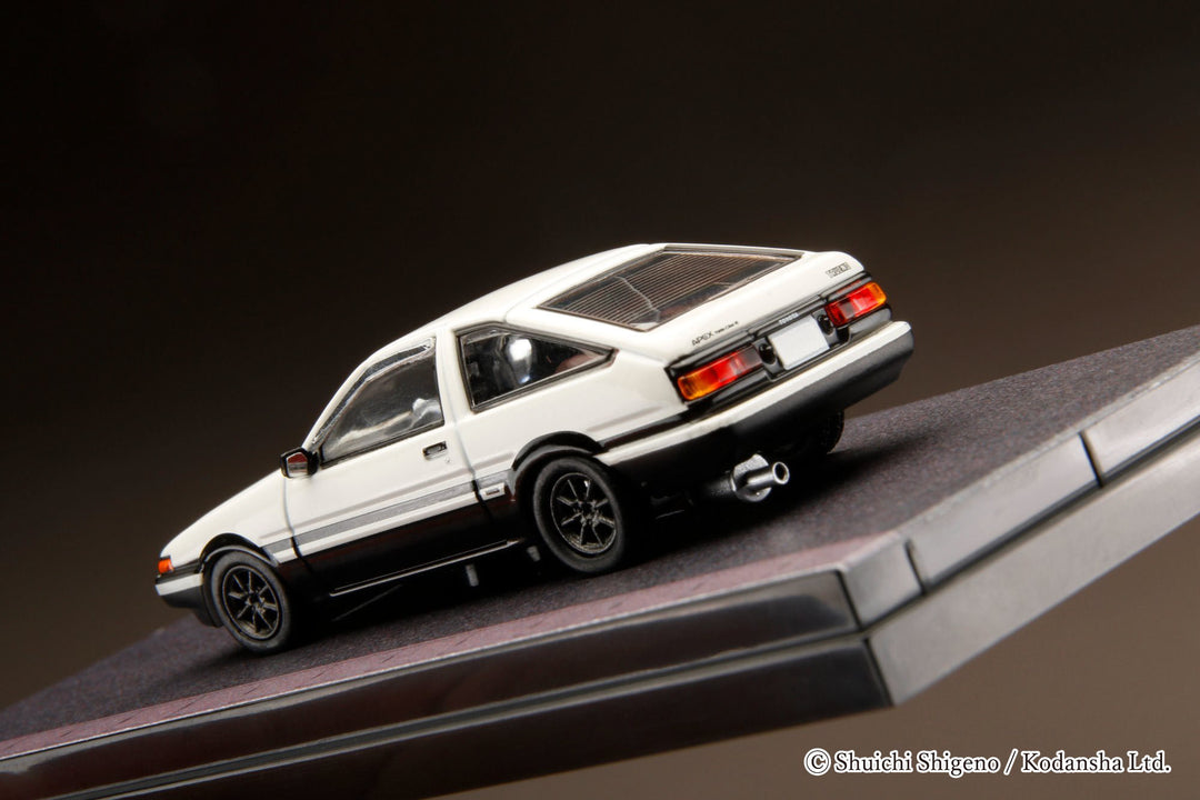 Hobby Japan 1:64 Toyota Sprinter Trueno GT APEX (AE86) Initial D