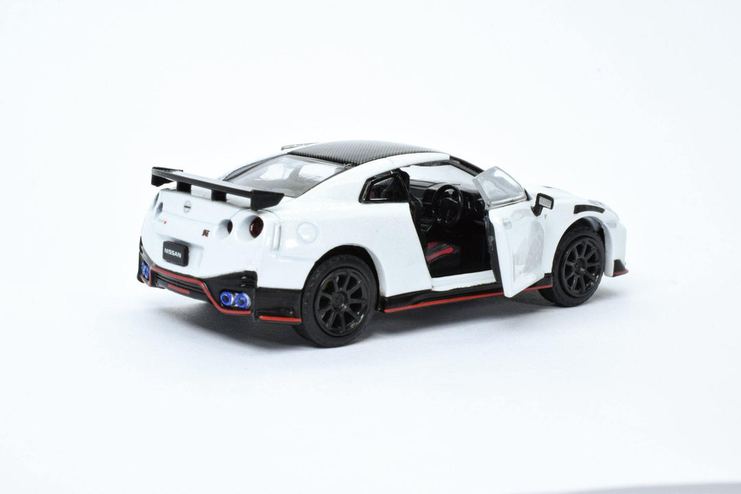 Era Car 1:64 2020 Nissan GTR R35 Nismo White - Horizon Diecast