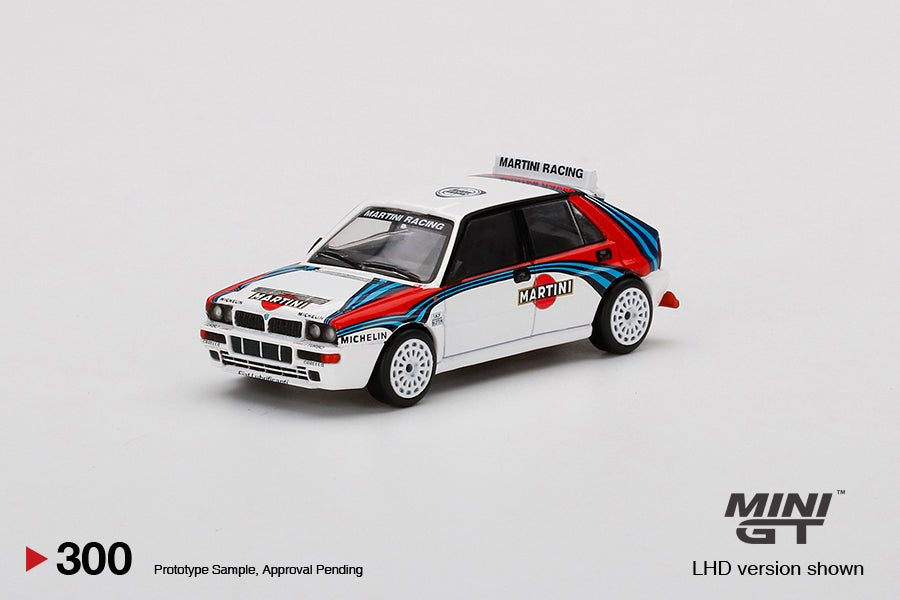 Mini GT 1:64 Lancia Delta HF Integrale Evoluzione Martini Racing LHD MGT00300-L