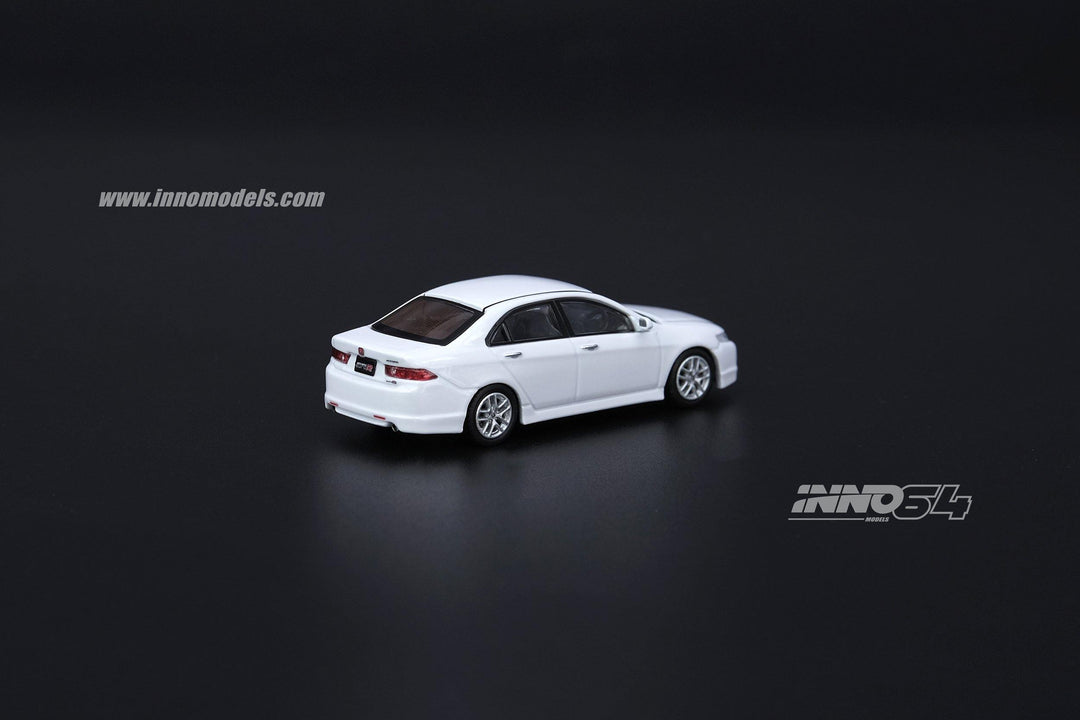 [Preorder] Inno64 Honda Accord Euro-R CL7 Premium White Pearl - Horizon Diecast