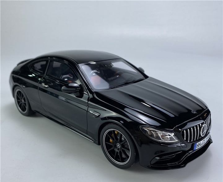 GT Spirt 1:18 Mercedes-AMG C63 S Coupe (W205) Obsidian Black
